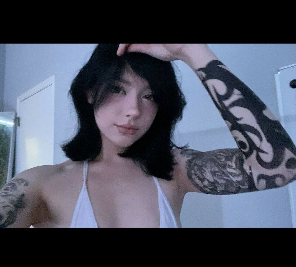 ItsNotDatSrs nude