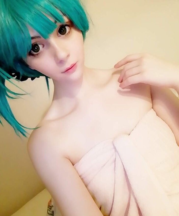 Hirariann nude