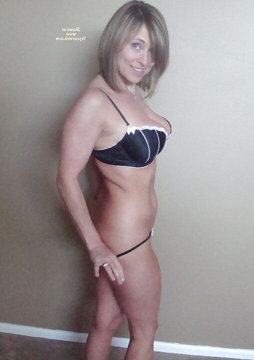 Cougar with amazing body
