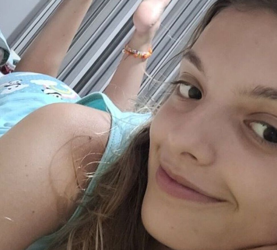 Anna Cute Feet nude