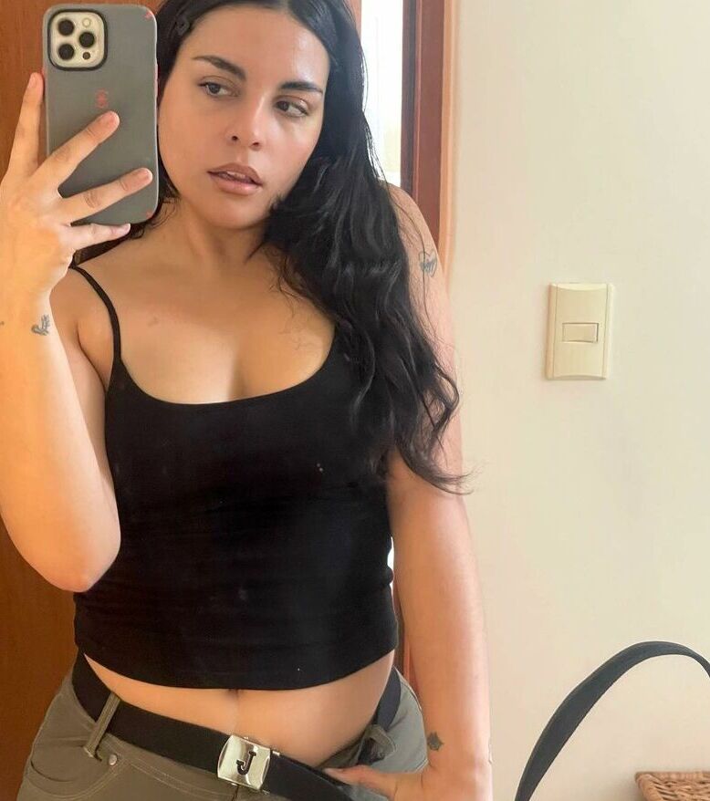 Mariana de Miguel nude