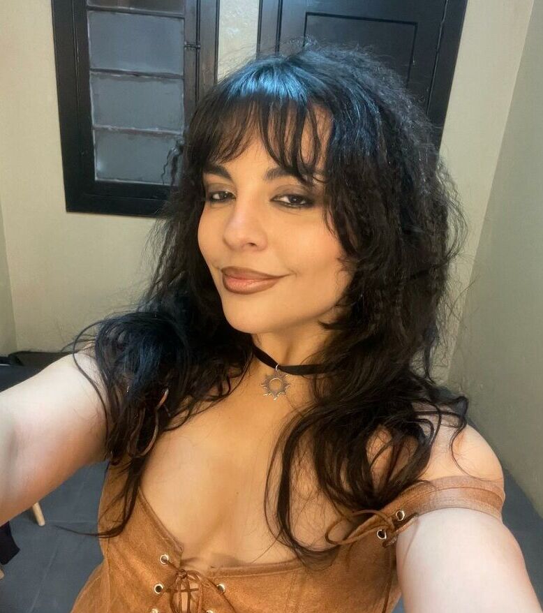 Mariana de Miguel nude