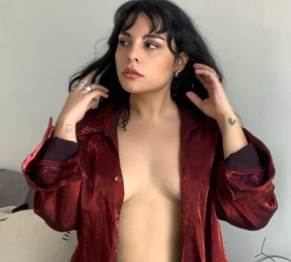 Mariana de Miguel nude