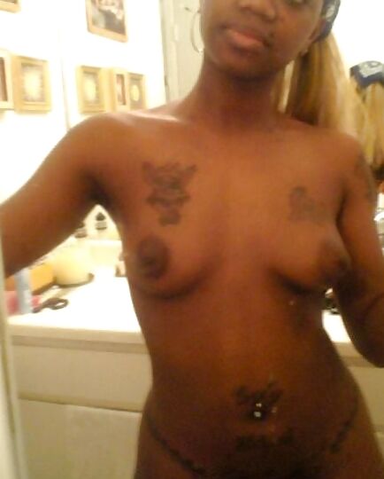 Hot Black Women Mirror Shots
