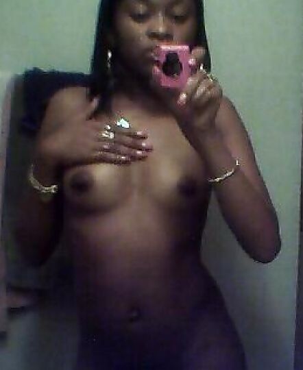Hot Black Women Mirror Shots