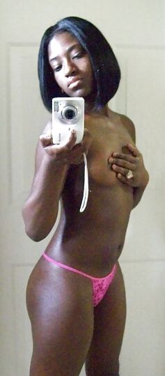 Hot Black Women Mirror Shots