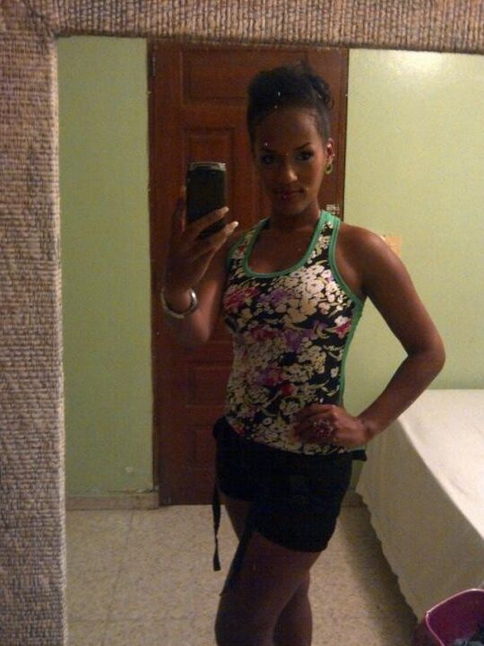 Gorgeous ebony babe busty while teasing and posing