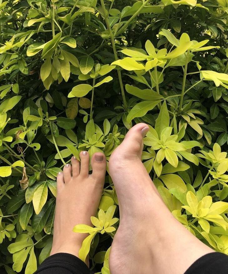 Flirtyfeet nude