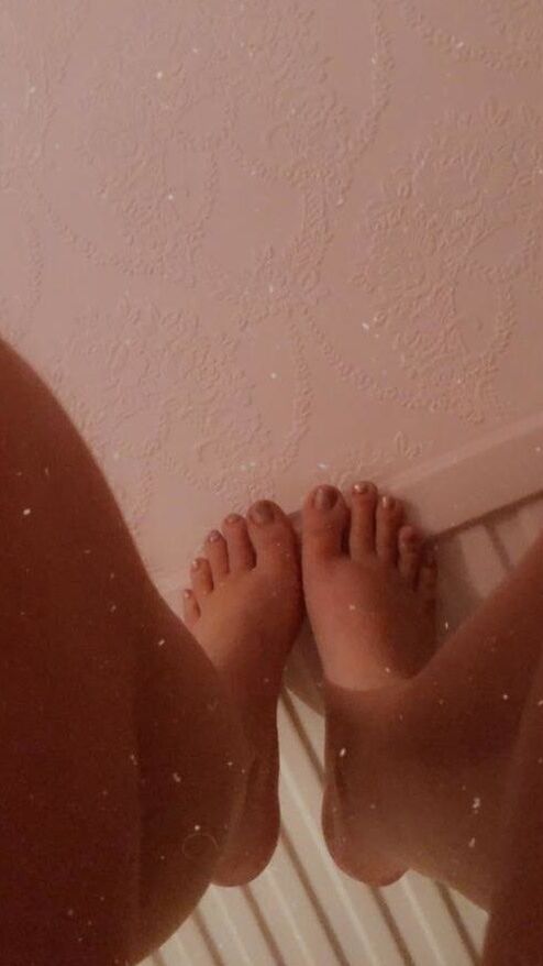 Flirtyfeet nude