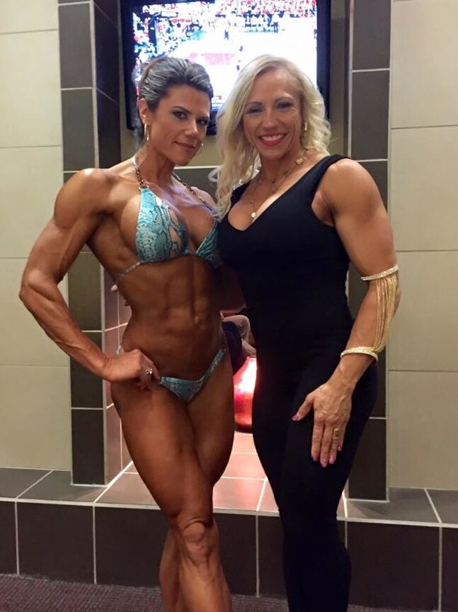Dona Has The Model Face With The Perfect Body!