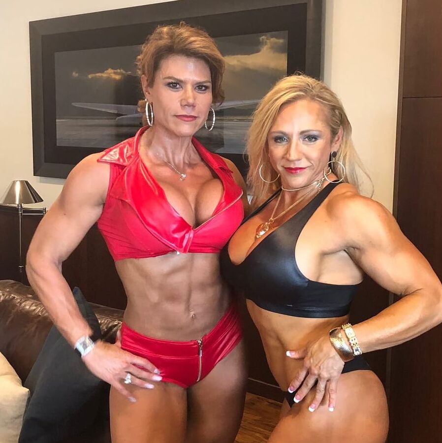 Dona Has The Model Face With The Perfect Body!