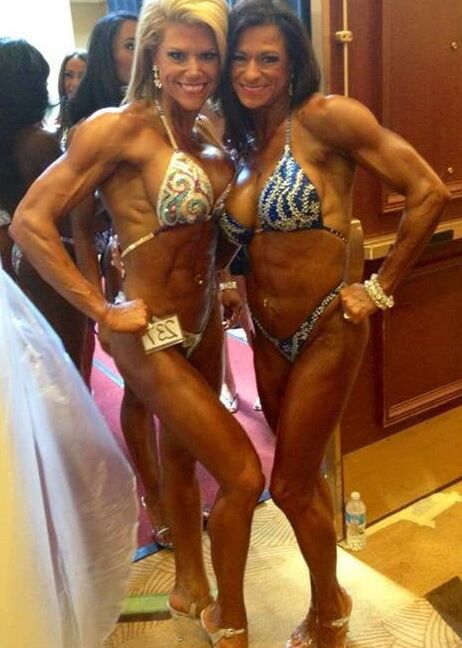 Dona Has The Model Face With The Perfect Body!
