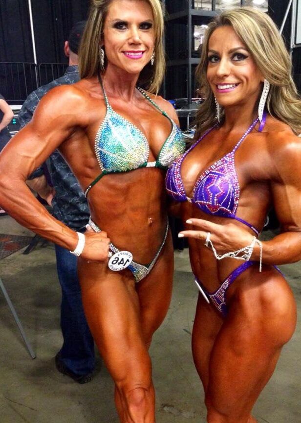 Dona Has The Model Face With The Perfect Body!