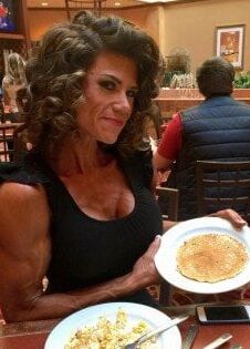 Dona Has The Model Face With The Perfect Body!