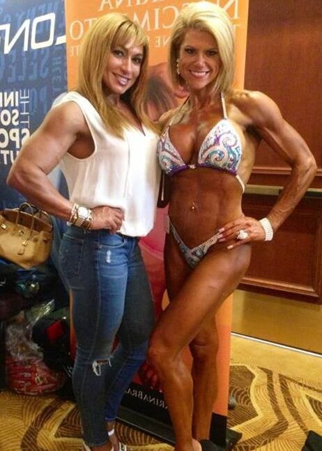 Dona Has The Model Face With The Perfect Body!