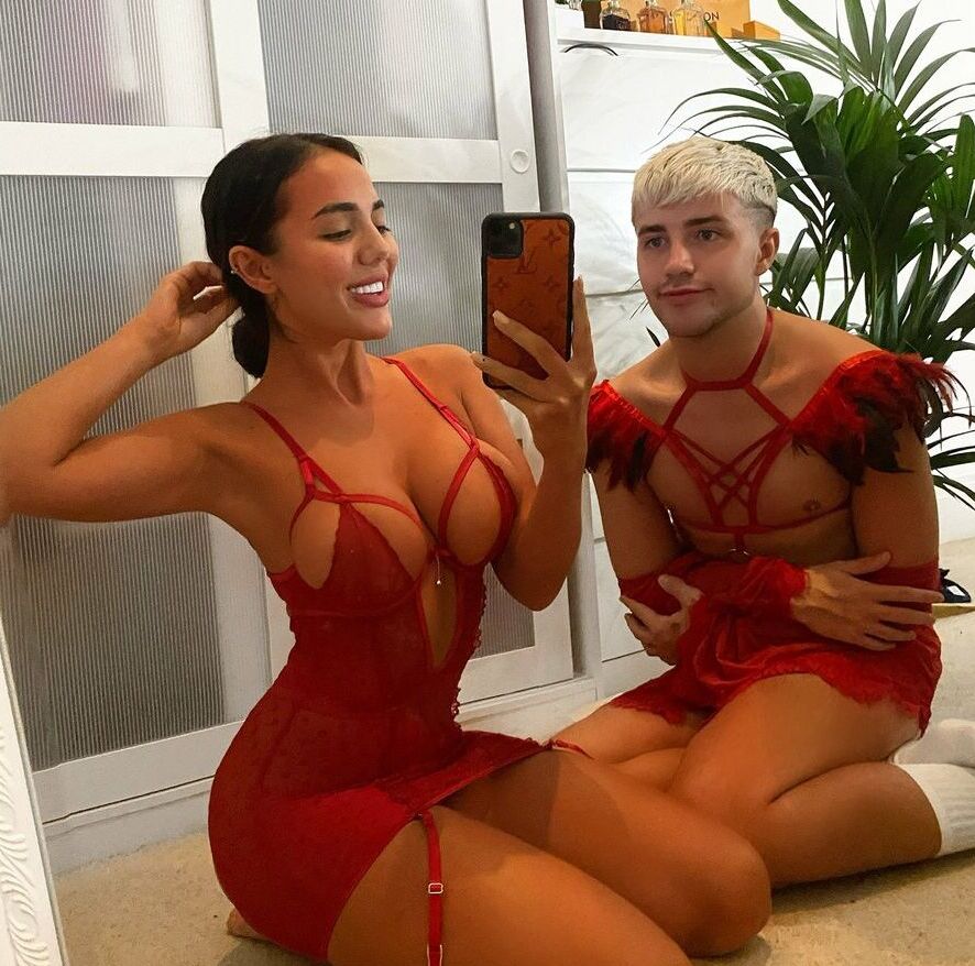 Arianna Ajtar nude