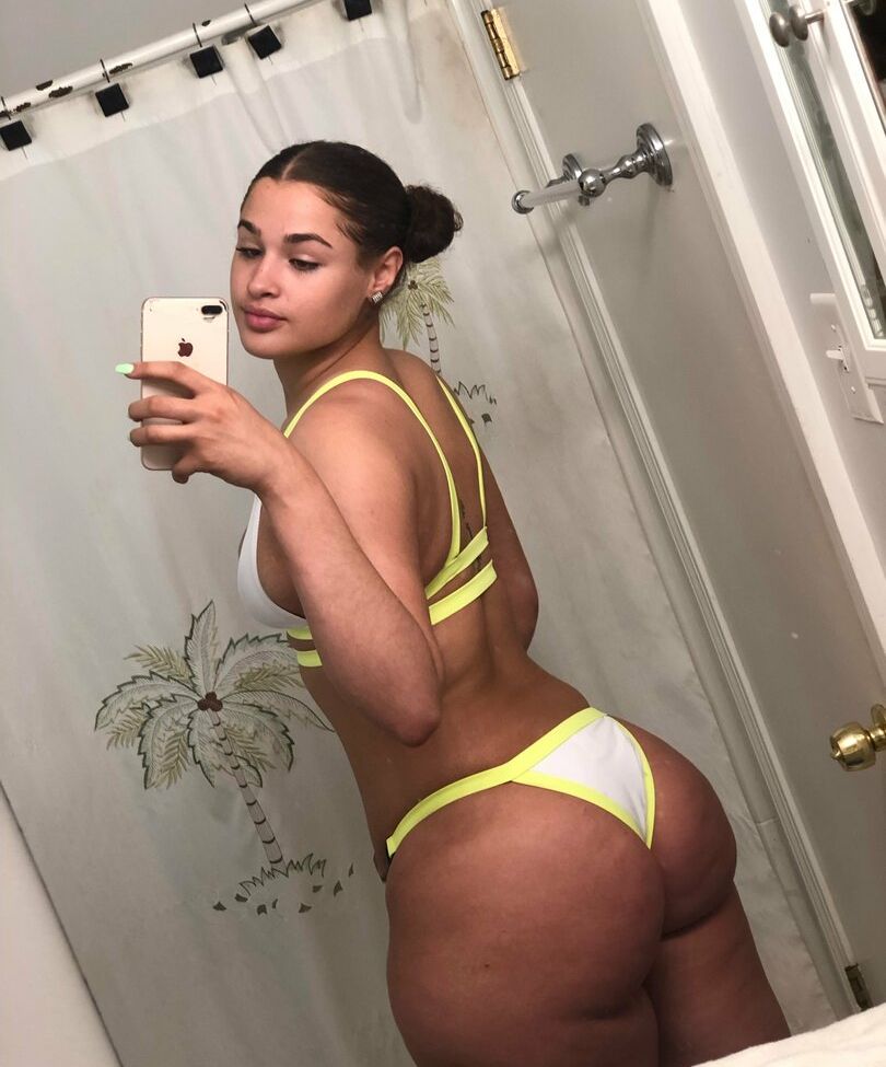 Janae Girard nude
