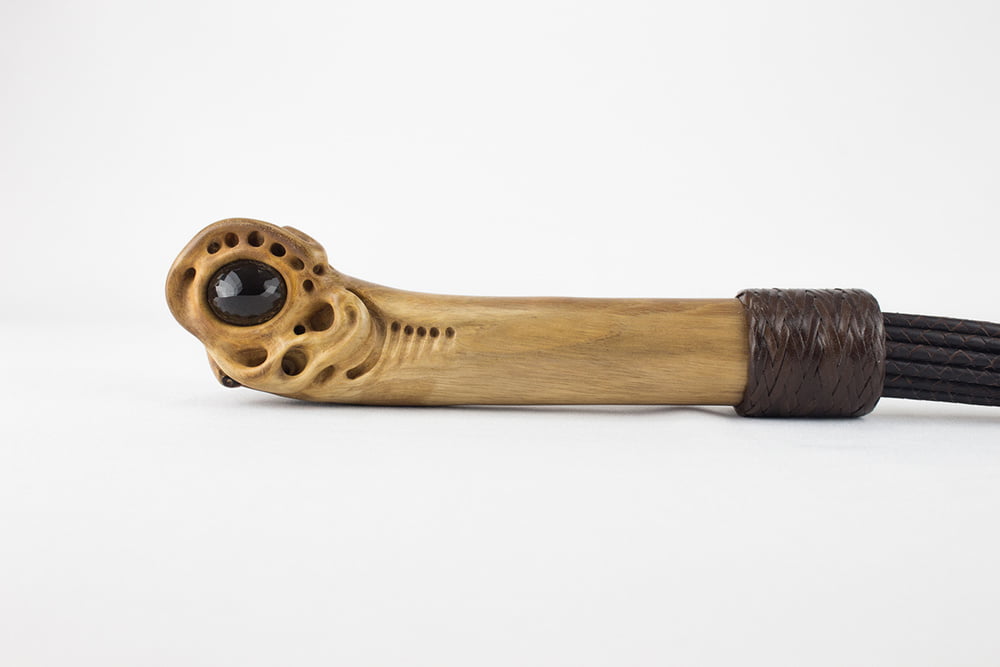 Morion wood flogger
