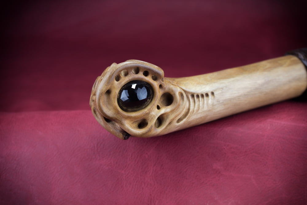 Morion wood flogger