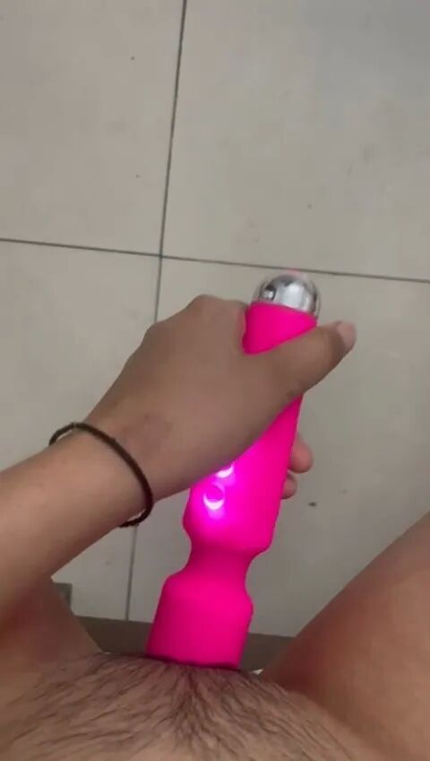 Vibrator - 11 Pics