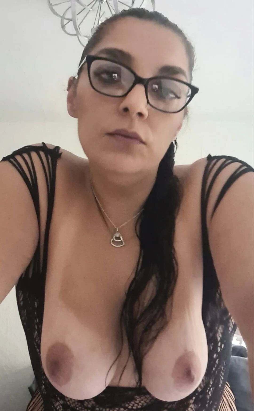 Cum Slut Gangbang Milf Bitch Eva Fishnets Glasses - 6 Pics