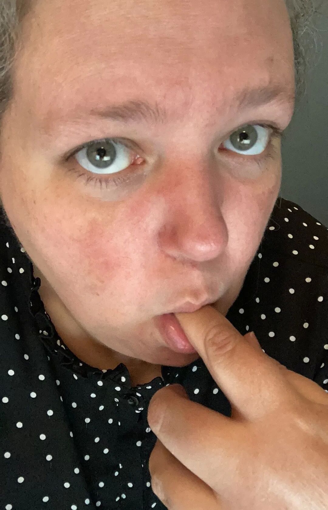 Dumb whore - 15 Pics