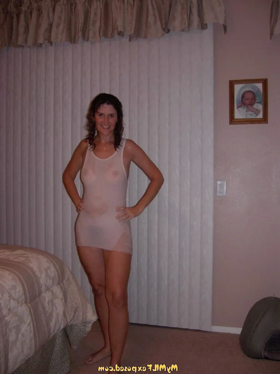 My MILF Exposed - Shy country girl - 23 Pics