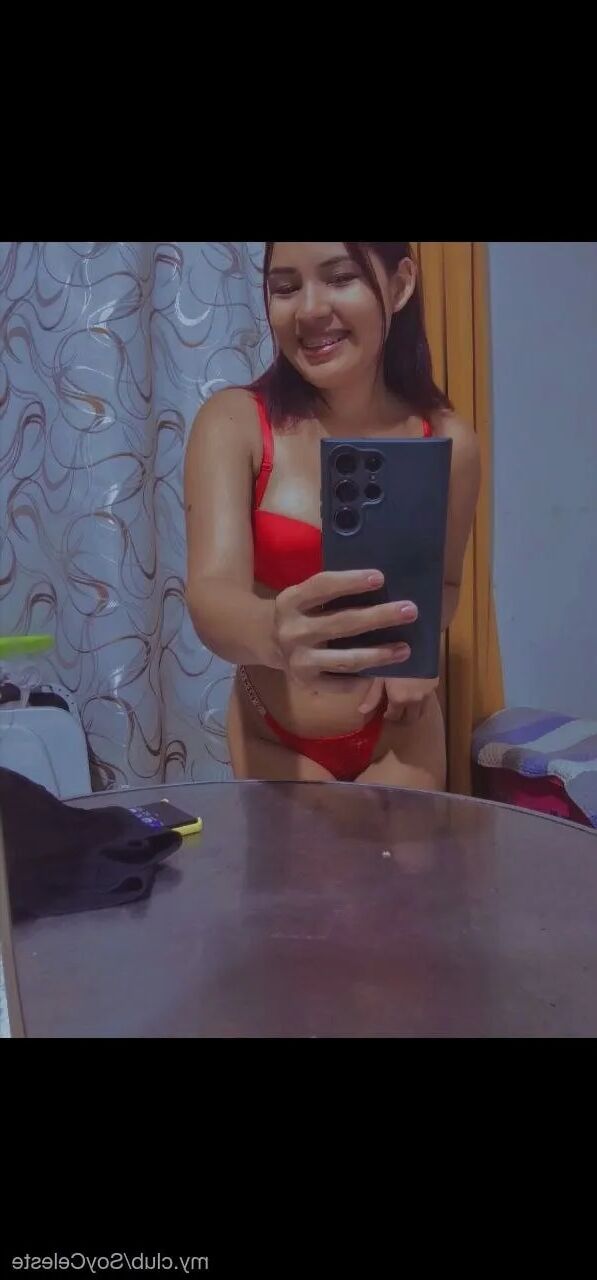 Soy Celeste Free Photos - 26 Pics