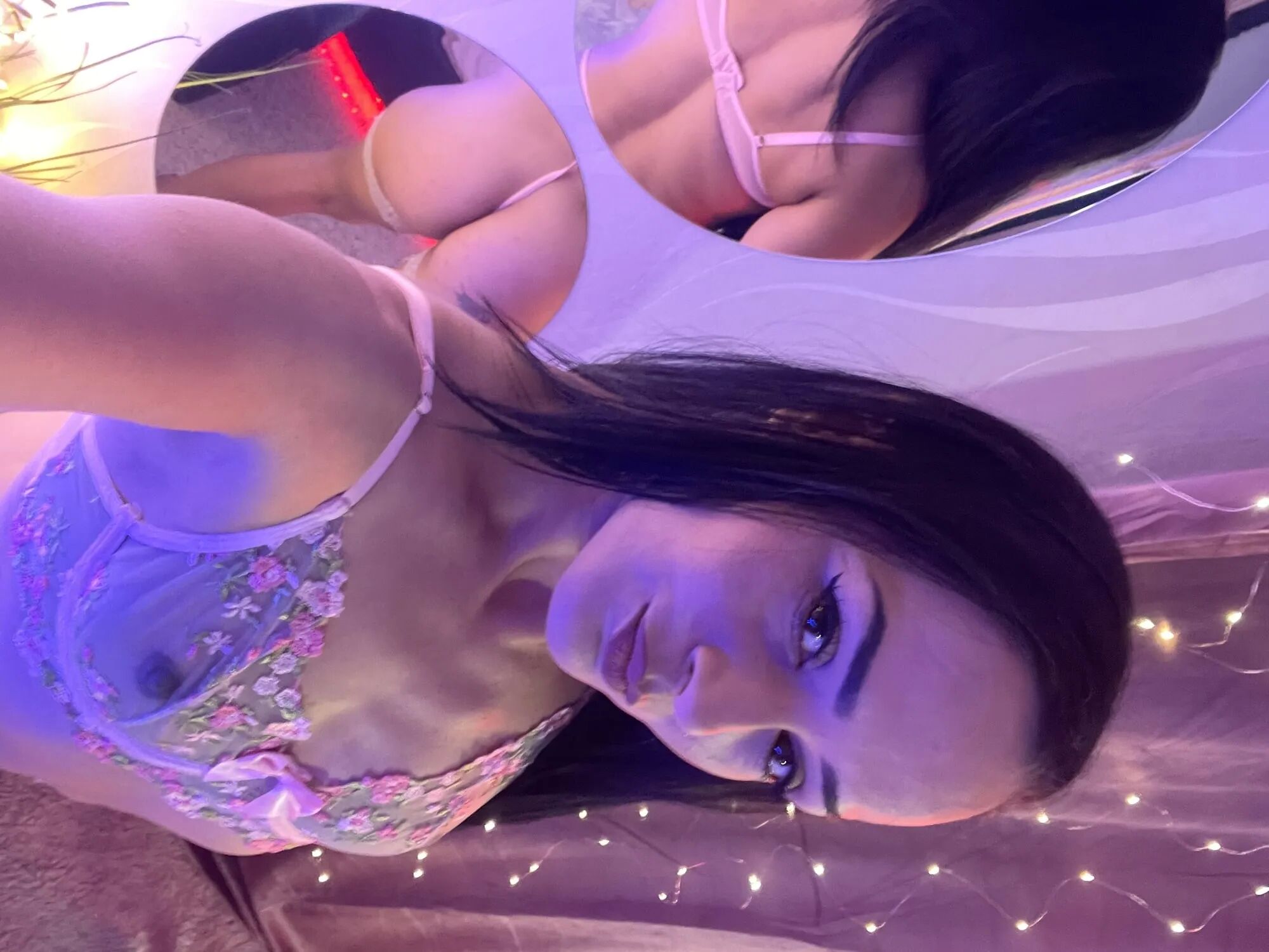 Sexy brunette - 20 Pics