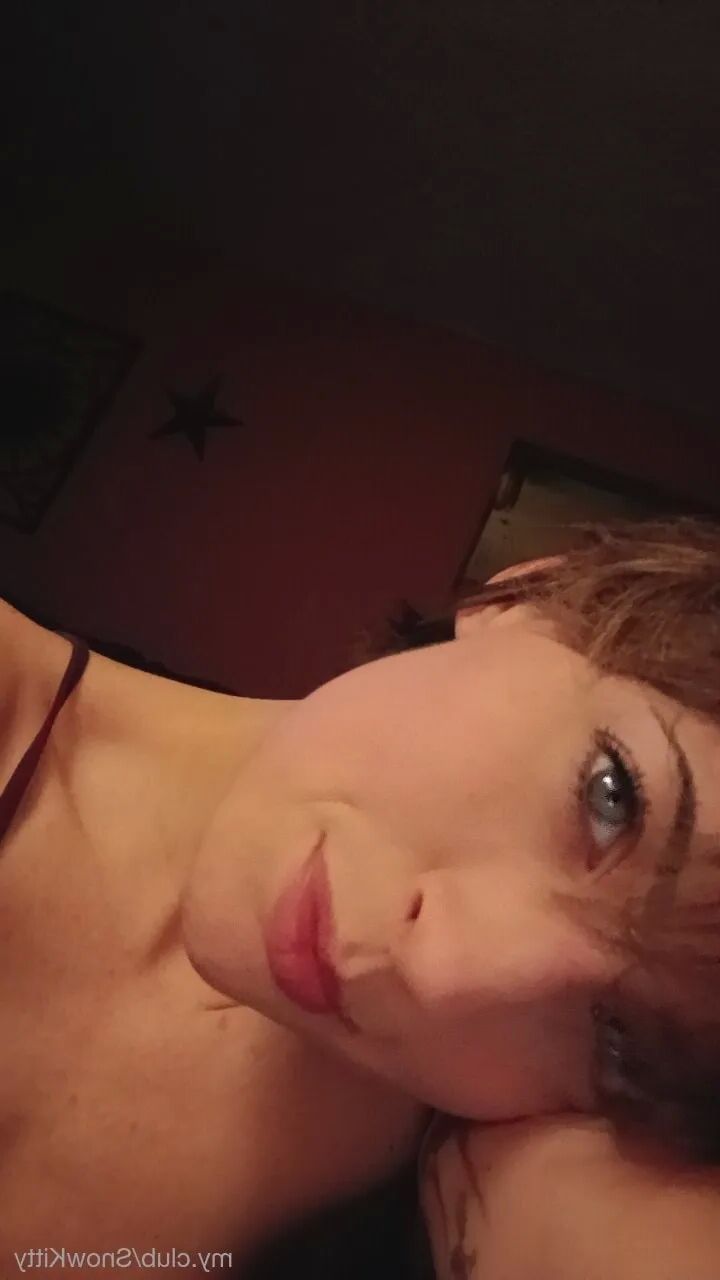 BooHooBaby Free Photos - 6 Pics