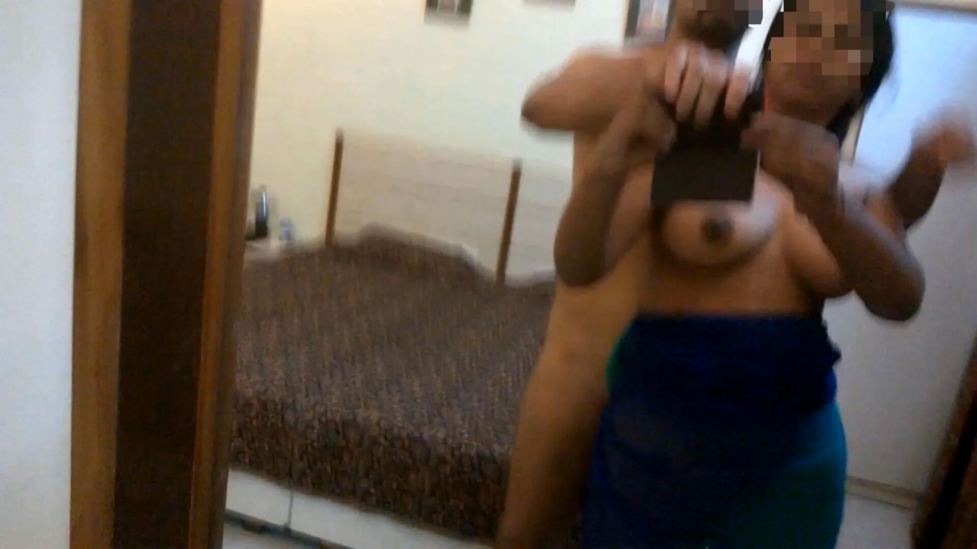 Boob press, pussy suck of Priya in Front of the hotel mirror - 76 Pics