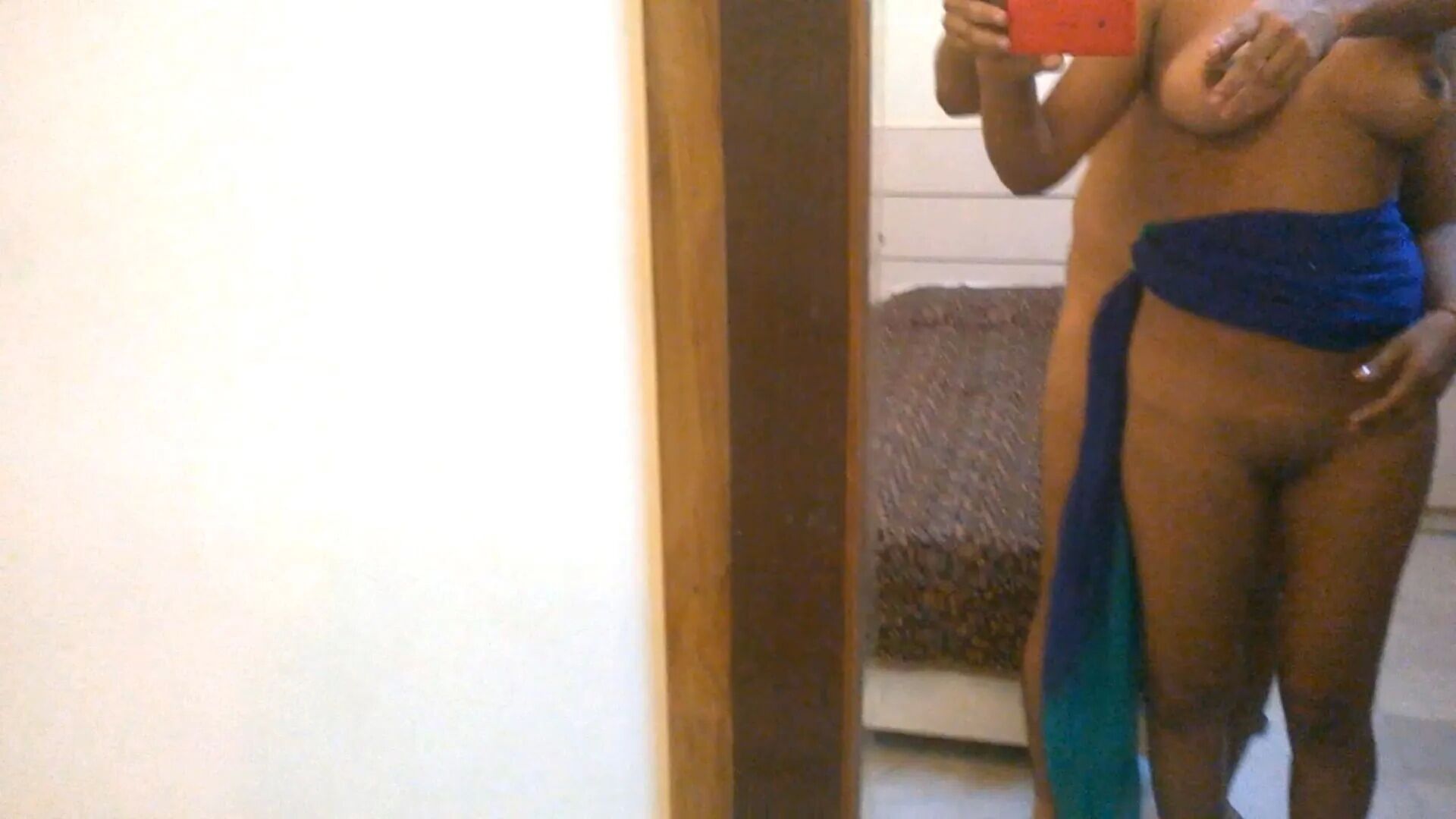 Boob press, pussy suck of Priya in Front of the hotel mirror - 76 Pics