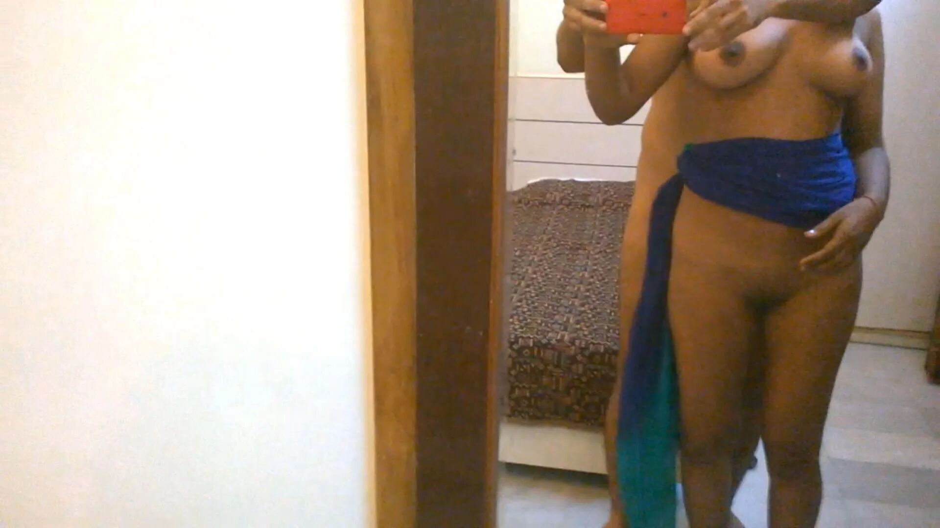 Boob press, pussy suck of Priya in Front of the hotel mirror - 76 Pics
