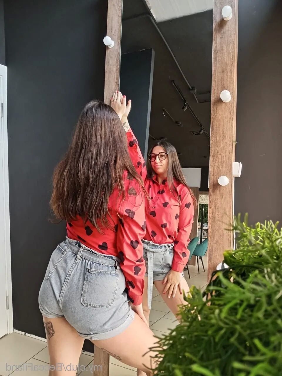 BeccaFiland Free Photos - 5 Pics