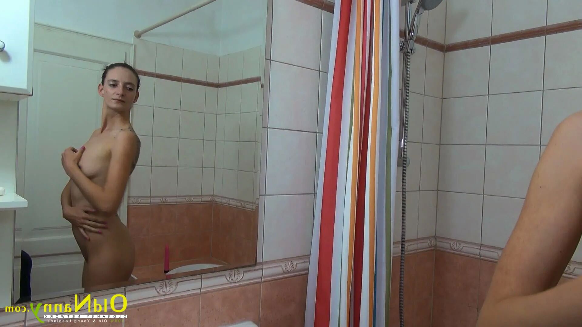 Tereza and Annia shower together naked - 18 Pics