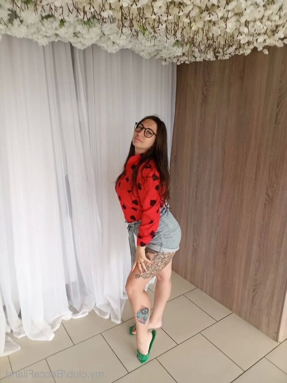 BeccaFiland Free Photos - 5 Pics