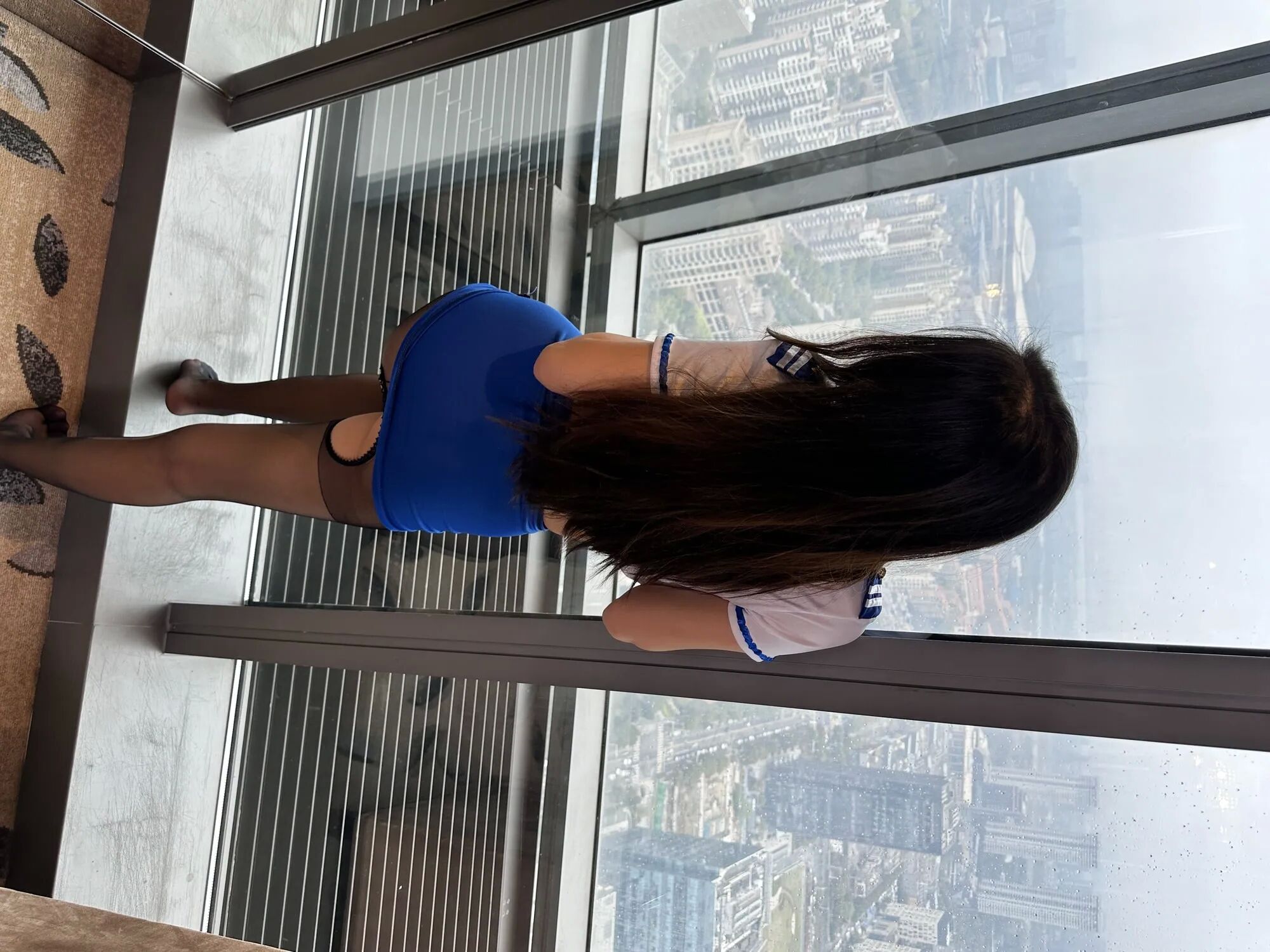 On the 58th floor - 12 Pics