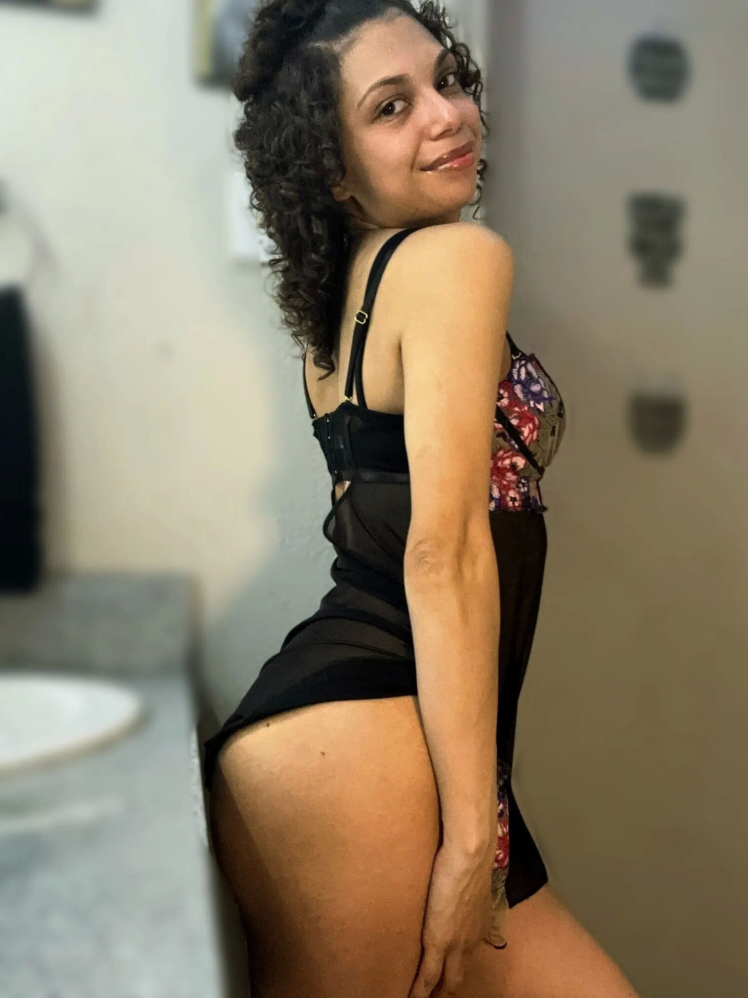 Alexa - 5 Pics