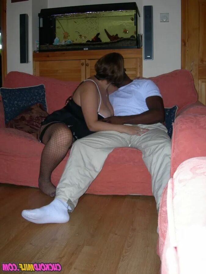 Cuckold MILF and her BBC bull - 9 Pics