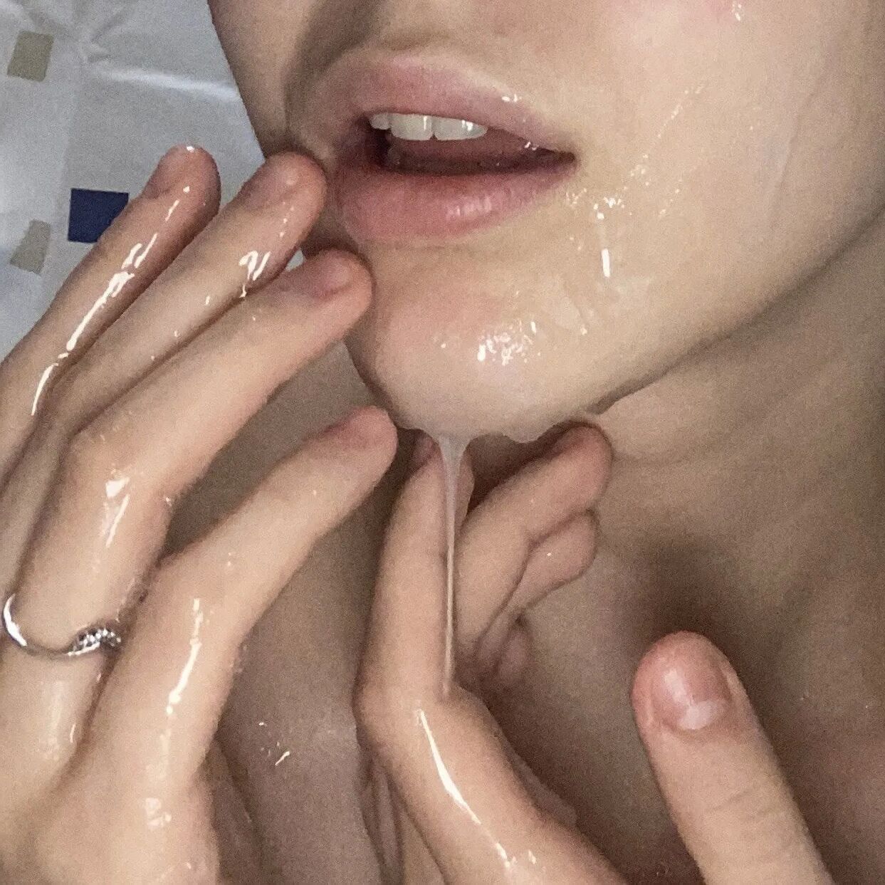 Cute naked Christina in the bathroom - 6 Pics