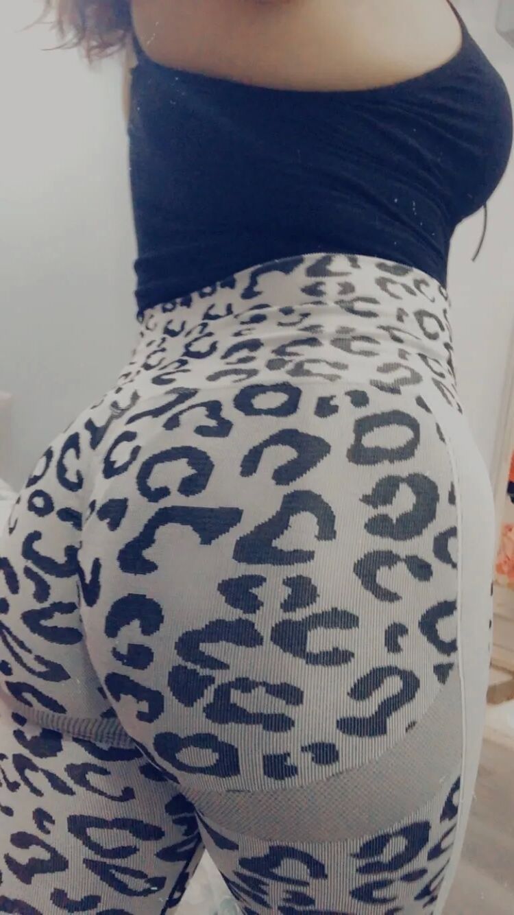 Xoxo - 7 Pics