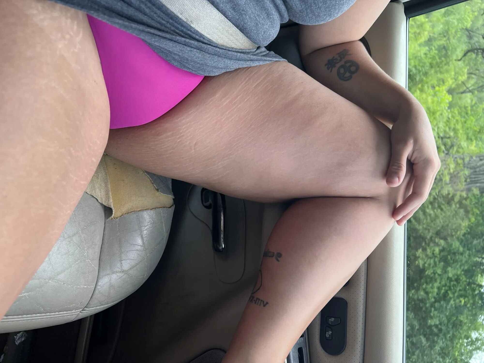 Showing off - 72 Pics