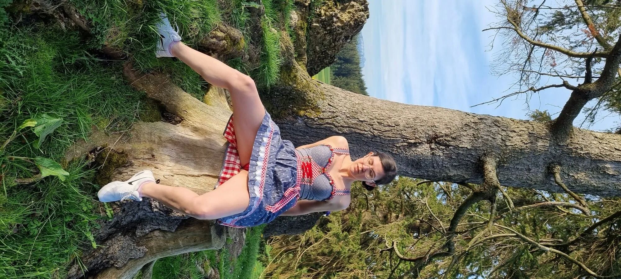 Bavarian girl is wild - 12 Pics
