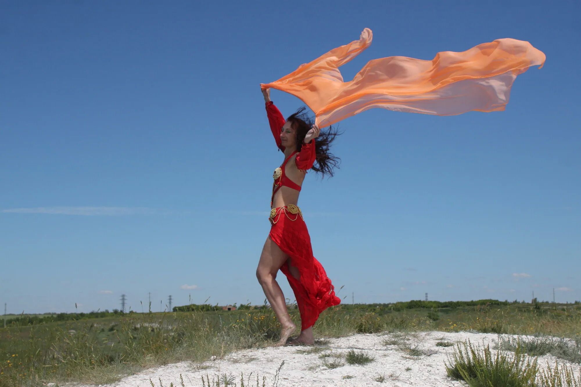 On top with an orange shawl - 50 Pics