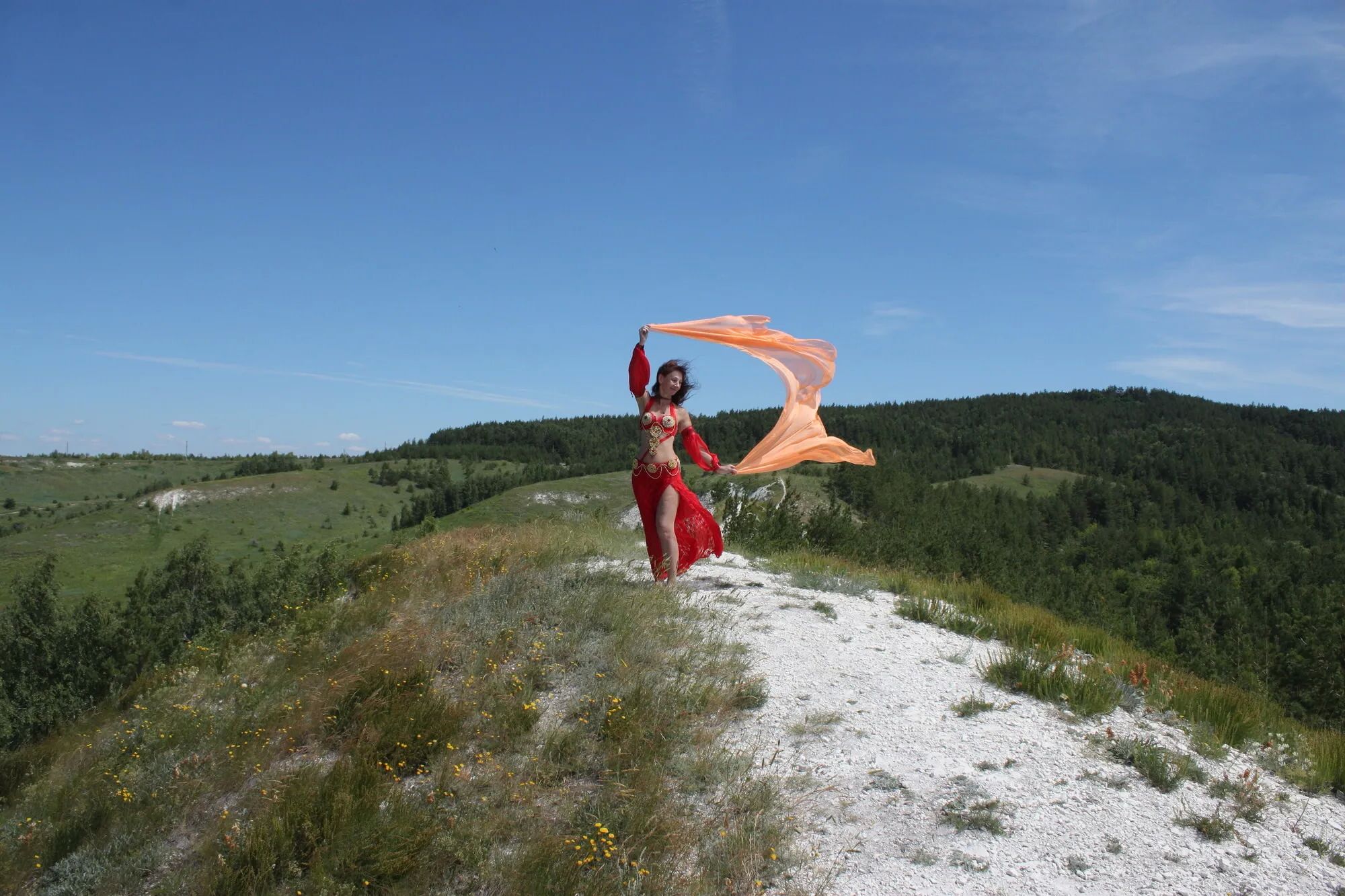 On top with an orange shawl - 50 Pics