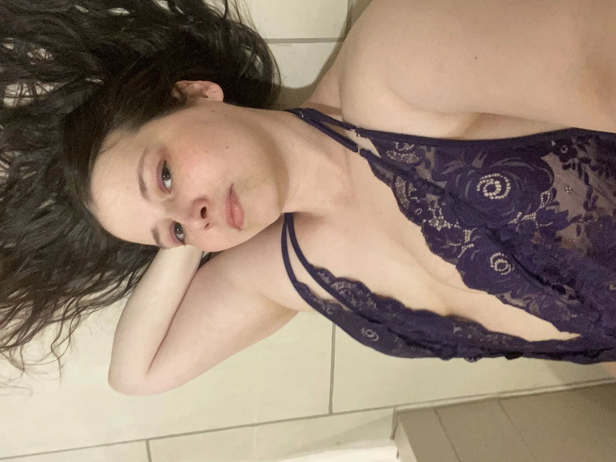 Pretty in Purple - 20 Pics