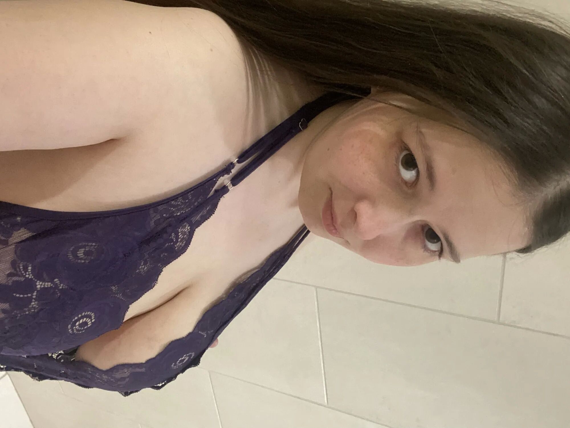 Pretty in Purple - 20 Pics