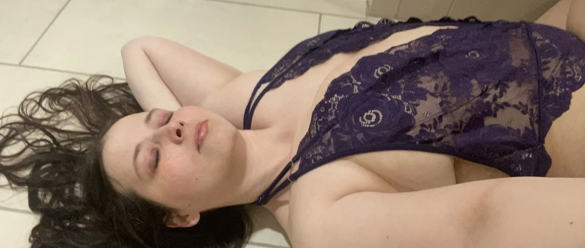 Pretty in Purple - 20 Pics