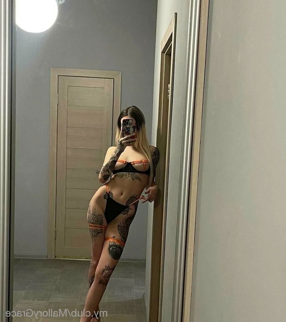 Mallory Grace Free Photos - 65 Pics
