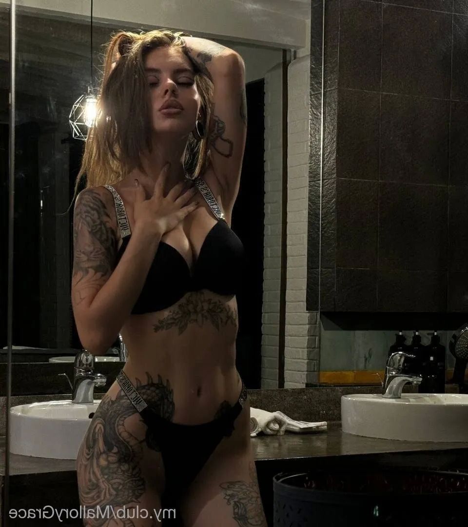 Mallory Grace Free Photos - 65 Pics